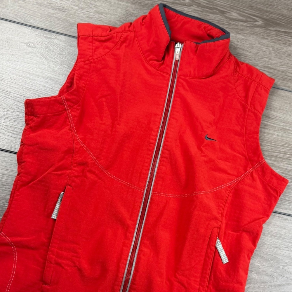 Nike Womens Sphere Pro Full Zip Running Golf Vest Red Small S